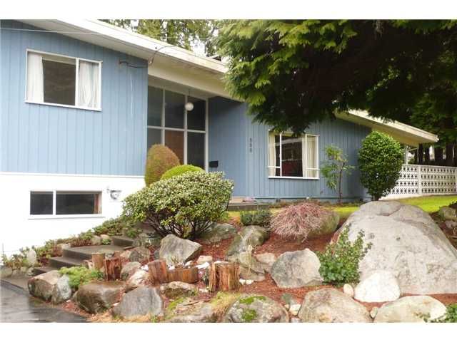 I have sold a property at 586 EVERGREEN PL in North Vancouver
